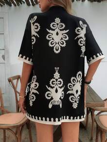 Conjunto de top de manga corta y pantalones cortos con estampado floral en colocación para mujer, estilo casual de vacaciones en la playa, de corte relajado