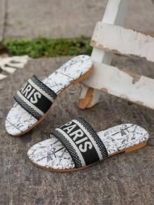 2025夏季时尚简约刺绣字母男女童拖鞋水墨画风格休闲度假沙滩拖鞋 - 黑與白 - 查看 1