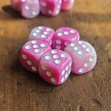 16MM Pink & White Polka Dot D6 Dice Set For Warhammers 40K, Tabletop Board Games