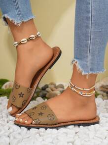 New Fashionable H-Shape Women Slippers, Casual Style, Roman-Style Slip-On Sandals, Comfortable Black, Beige And Brown Colors, Low Heel And Embossed Pattern, Recommended By Influencers With Deodorizing And Anti-Slip Functions, Crocodile Pattern Slippers With Metal Decoration And Flat Bottoms, Slip-On Summer Fashion Sandals.