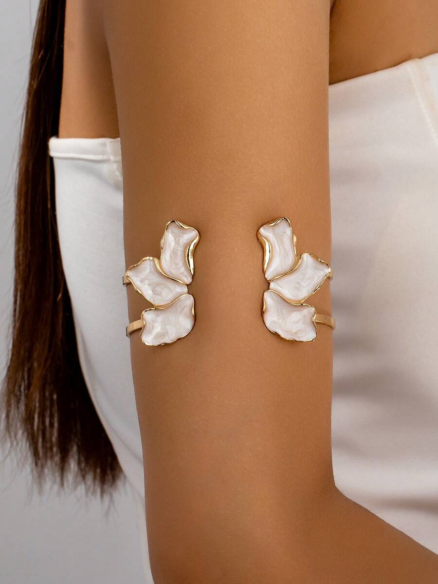 Vòng tay kim loại hợp kim có thể điều chỉnh, họa tiết hoa tráng men, thiết kế độc đáo theo phong cách punk phóng khoáng, thời trang và bền bỉ, thích hợp cho mùa hè, dành cho phụ nữ đeo hàng ngày, các dịp lễ, Ngày của Mẹ, các buổi tụ họp, đi biển, kỳ nghỉ (Màu sắc hoa có thể thay đổi do quá trình tráng men thủ công, có thể bị lem hoặc phai màu). - trắng - Xem 1