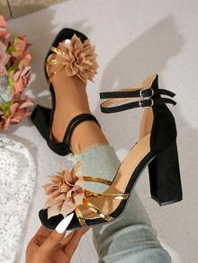 Square Toe Thick Heel Sandals, Floral Decor Fashionable Sexy High Heel Sandals, Strappy Chunky Heel Elegant High Heel Sandals, Cross Strap Wedge Sandals, Stylish Women Summer Shoes, Suitable For Party, Mature Women, Comfortable, Versatile, Matching Dress, Plus Size - Apricot - View 3