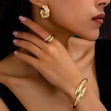 4pcs Gold Heavy Metal Geometric Waterdrop Matte Bracelet Ring Earring Jewelry Set, Minimalist Elegant Multipurpose Daily Accessories