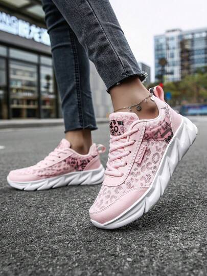 Leichte Ganzjahres-Sneaker für Damen mit weicher Sohle, US-Größe 11–12, Farbe Pink, bequeme, atmungsaktive Low-Top-Freizeitschuhe zum Schnüren, Sportschuhe aus Netzgewebe für Damen