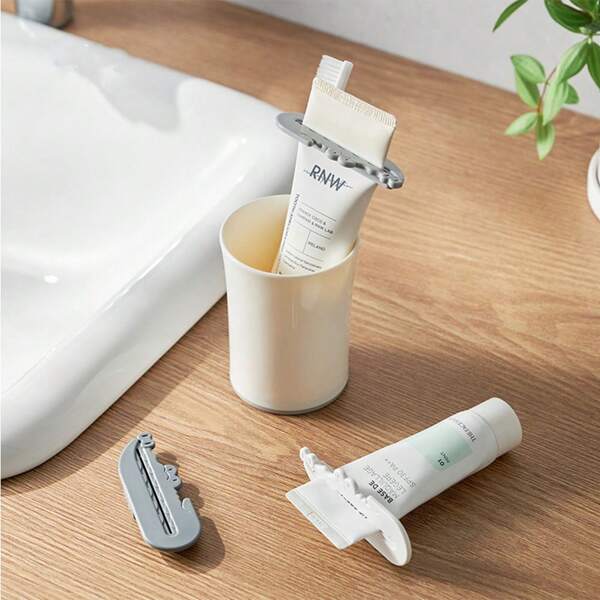 2 Specifications (3 Packsages), Crocodile-Shaped Extrusion Artifact. Multi-Purpose Extrusion Tools Such As Toothpaste Clip, Mustard Soft Hose Extrusion, Cosmetic Extrusion And Other Multi-Purpose Extrusion Tools. Back To School