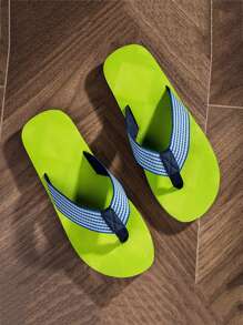 Men's Flip Flops, Summer Outdoor Non-Slip 2025 New Cloth Strap Beach Sandals, Size Run Small Please Order 1 Size Up