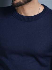 MEN'S PLAIN WOOL KNITTED SWEATER TOP, ROUND NECK, LONG SLEEVE, WINTER - Màu xanh lam - Xem 3