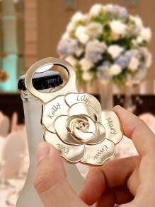 Personnalisé 7 noms, cadeau pour la mariée, ouvre-bouteille en or rose avec motif amour. Cadeaux de mariage pour les invités avec boîte d'emballage exquise. Cadeaux de fiançailles, anniversaires, souvenirs de fête, cadeaux pour les petites amies, généalogie, grands-mères, Saint-Valentin, Fête des mères