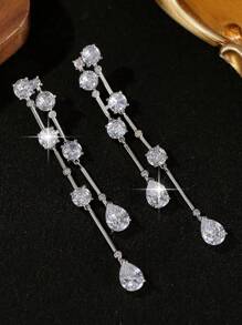 1 paire de boucles d'oreilles pendantes de luxe à 2 couches avec gland brillant en CZ pour femmes. Boucles d'oreilles de mariage de fiançailles en cubic zirconia cubique AAA pour la Saint-Valentin