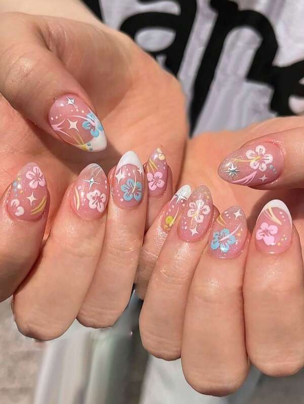 24pcs Short Round Nails, Cute Pink And Blue Flowers With Multicolor Striped Nails, Suitable For Girls To Wear, Press On Nails.