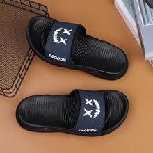 Pantuflas para hombres, diseño especial de patrones de payaso, pantuflas para el hogar de EVA suave y antideslizante para interiores, pantuflas de playa de verano para hombres, suela de EVA súper cómoda y antideslizante, pantuflas casuales para hombre duraderas para exteriores, adecuadas para vacaciones, campamento y diversas actividades