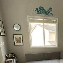 [Vibrant Blue Octopus Decor] Iron Vibrant Blue Octopus Metal Wall Art - Tropical Ocean & Beach-Themed Decor For Indoor & Outdoor Spaces Room Decor Bedroom Decor Home Decor Wall Decor Kitchen Decor