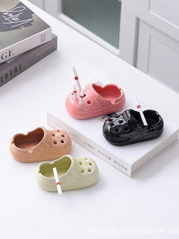 Ceramic Ashtray For Office, Home, Livingroom, Smoking Pipe, Perforated Shoe Design, Creative Business Gift