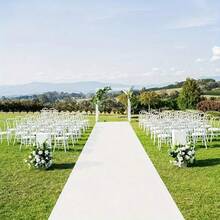 1pc Wedding White/Red Carpet, Disposable Marriage Red Carpet For Stage, Commercial Use, Shop Entrance, Aisle, Holiday, Birthday Party Decoration - Multicolor - View 4