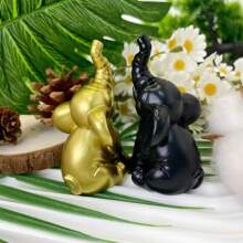 1pc Collectible Figurine, Resin Elephant Ornament, Captivates People With Its Cute Shape. In Culture, The Elephant Symbolizes Auspiciousness, Strength And Wisdom, Conveying Beautiful Meanings For You.