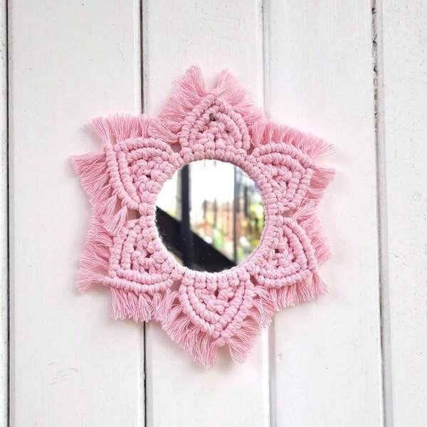 1pc Macrame Wall Hanging Makeup Mirror, Boho Style Circular Tapestry Acrylic Mirror Wall Decor, Handwoven Colorful Fringe Wall Hanging For Living Room, Bedroom, Office
