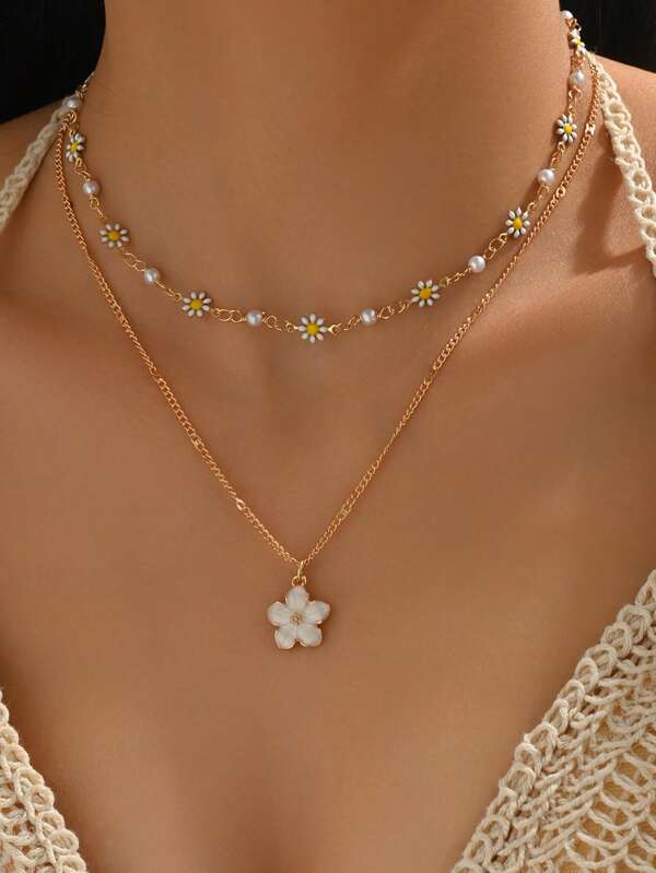 2pcs/Set Adorable Daisy Flower Pendant Necklace, Handcrafted Chain Necklace Suitable For Daily, Holiday, Travel, Shopping And Photo-Taking, Adjustable Chain Length With Random Arrangement Of Daisy Flowers And Faux Pearls
