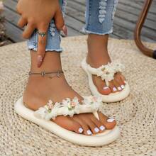 Women's Flip Flops, White Preppy Collegiate Vacation Sticker Lightweight EVA Outdoor Beach, Spring/Summer - White - View 3