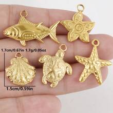 5 Stücke Edelstahl Ozean Themen Anhänger Sortiment - Seestern, Muschel, Schildkröte, Hai, Fisch, Delfin, Seepferdchen. Geeignet für Armband, Halskette, Knöchel, Ohrring Schmuck DIY, Vintage, Strand, Party Elemente, 18 Karat vergoldet