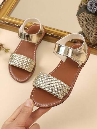 1 paar bruine Romeinse sandalen met geweven bandjes voor meisjes, ronde neus, comfortabele, schattige strandsandalen, geschikt voor kinderen van 3-12 jaar, vakantie, casual, buiten, strand