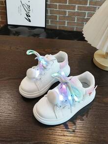 1 双可爱时尚蝴蝶 LED 发光软皮透气运动鞋，适合男孩和女孩 - 休闲、减震、4 季防滑户外跑步和步行鞋 - 粉色 - 查看 3