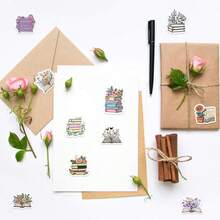 500 pegatinas en rollo con diseños de libros, flores, divertidos y graffitis para usar en libros, Kindle, computadoras portátiles, patinetas, diarios, cuadernos, teléfonos, tazas, guitarras, equipaje, computadoras, refrigeradores, escritorios y otros útiles escolares