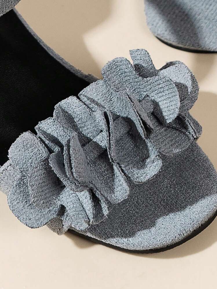 أحذية صنادل أطفال لعام 2025 ، صنادل عالية الكعب عصرية ، خيارات جميلة للبنات ،