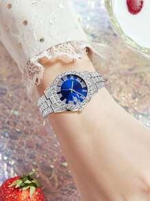 Conjunto de 3 pulseras de reloj de hombre de aleación de plata, con esfera azul con calendario, escala romana con brillantes, reloj de cuarzo, pulsera y collar de joyería, adecuado para uso diario o como regalo a amigos