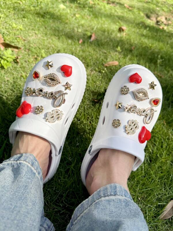 Women Fashion Summer Slippers With Decorative Rhinestones (Lips, Heart, Love, Stars), Lightweight EVA Slide Sandals For Women, Breathable & Non-Slip For Beach And Indoor Wear (Accessories Packaged Separately, Need To Be Installed By User)