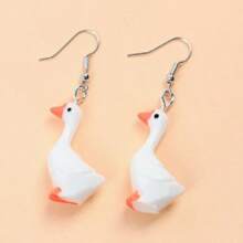 Boucles d'oreilles pendantes avec motif charmant d'oie - style de dessin animé mignon en résine, convient pour le port quotidien et les cadeaux