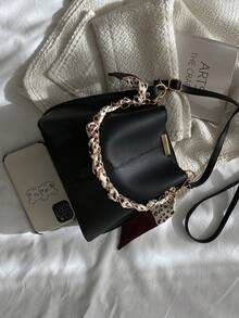 Women's PU Leather Bucket Bag With Chain Decor, Crossbody Bag - Black - View 4