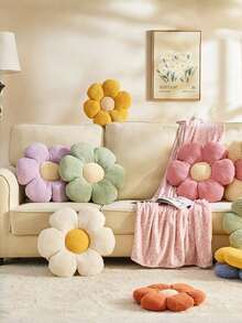 Almohada con forma de flor, almohada decorativa con forma de flor para el Día de San Valentín, cojín de asiento suave y adorable con forma de margarita de material de piel de conejo sintético, perfecto para la decoración del dormitorio en vacaciones de invierno, acentos de sofá, ropa de cama y otros muebles del hogar, regalo del Día de San Valentín para tu ser querido - Núcleo blanco amarillento - Ver 5