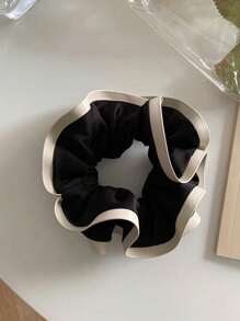1pc French Style Minimalist Hair Scrunchies With Black And White Edges, Large Hair Scrunchies, Workplace Style Hair Accessories,Low Ponytail Hair Accessory,Large Fashionable Hair Scrunchies.Hair Ties Scrunchy Hair Ties
