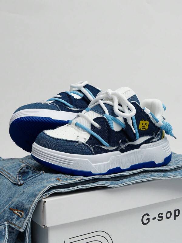 Nuevos y a la moda zapatillas deportivas ligeras y cómodas con cordones para uso casual al aire libre, de estilo de tenis gruesos para mujeres