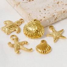 5 Stücke Edelstahl Ozean Themen Anhänger Sortiment - Seestern, Muschel, Schildkröte, Hai, Fisch, Delfin, Seepferdchen. Geeignet für Armband, Halskette, Knöchel, Ohrring Schmuck DIY, Vintage, Strand, Party Elemente, 18 Karat vergoldet