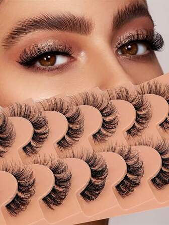 7片自然簇状假睫毛，轻盈自然妆效