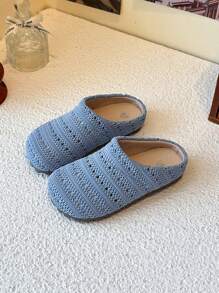 1 par de Mulas/Chinelas con puntera cerrada, de malla y calado, respirables para niñas. Pantuflas de casa de unicolor para el verano, aptas para uso casual al aire libre