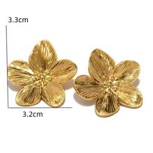 Stylish Versatile Minimalist Flower Stud Earrings
