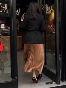 Women's Solid Color Elegant Pleated A-Line Skirt, Lightweight & Comfortable Spring - Champagne - View 2