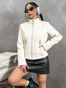 Chaqueta de imitación de piel de motociclista en color crema, con diseño de cremalleras y botones, tela suave y elegante, ideal para estilos modernos y sofisticados - Crema - Ver 2