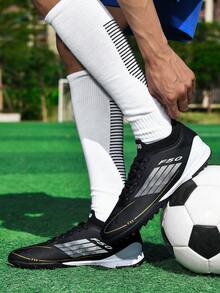 1 双男女成人、初中和高中学生足球鞋，户外团队比赛运动鞋，防滑耐用的 TF 鞋钉，适用于人造草坪、沙地、天然草坪和室内球场，带鞋带的皮革足球训练运动鞋，轻便高性能防滑设计专业足球靴 - 黑色 - 查看 8