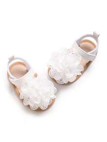 حذاء صندل طفلة حديثة الولادة من 0-1 سنة، مزين بزهور من الدانتيل، نعل مطاطي ناعم مانع للانزلاق، مناسب للاستخدام اليومي والخارجي والشاطئ في الصيف