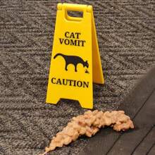Cat Vomit Sign, Cat Vomit Caution Sign, Funny Vomit Warning Sign, Cute Gag Gift Cat Dog Vomit Sign Decor, 3D Printed Novelty Desk Decoration For Home, Office, Classroom