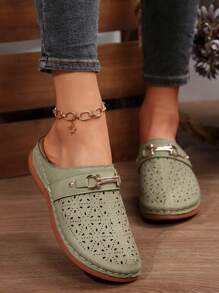 صنادل نسائية ذات كعب عال، بتفاصيل منقوشة وسلسلة، بأسلوب أوروبي بلس سايز، متميزة بطراز البوهيمي العتيق، صنادل منقوشة