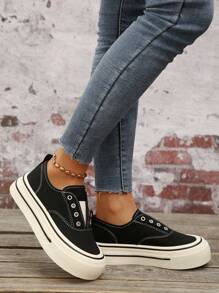 A Pair Of Thick-Soled Elastic Sneakers, Girls' One-Pedal Canvas Shoes, New Versatile Breathable Casual Shoes In Summer, Comfortable And Wear-Resistant Small White Shoes.