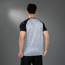 Under Armour 男女通用短袖T恤，2026新款足球训练运动跑步健身透气款，24500510-011