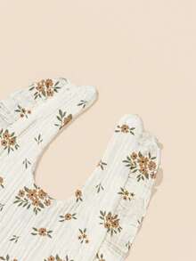 2pcs Soft & Comfortable Strawberry Fruit Print Cute Bear Head Bibs With Ruffle Trim For Babies - Multicolor - View 6