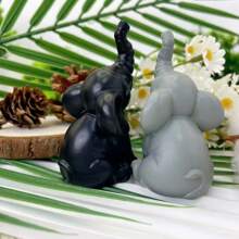 1pc Collectible Figurine, Resin Elephant Ornament, Captivates People With Its Cute Shape. In Culture, The Elephant Symbolizes Auspiciousness, Strength And Wisdom, Conveying Beautiful Meanings For You.