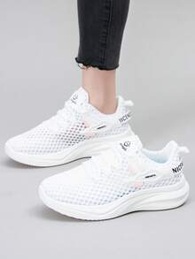 1 par de zapatillas deportivas para mujer, ligeras y transpirables, de malla con cordones, para uso casual y correr al aire libre - Blanco - Ver 5