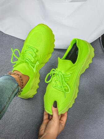 大码女式休闲运动鞋，荧光绿活力色套脚袜鞋，轻便舒适跑步鞋，庆典、节日礼物，户外跑步鞋